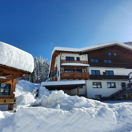 Olympia Privathotel Garni ザンクト・ヤーコプ・イン・デフェルエッゲン エクステリア 写真